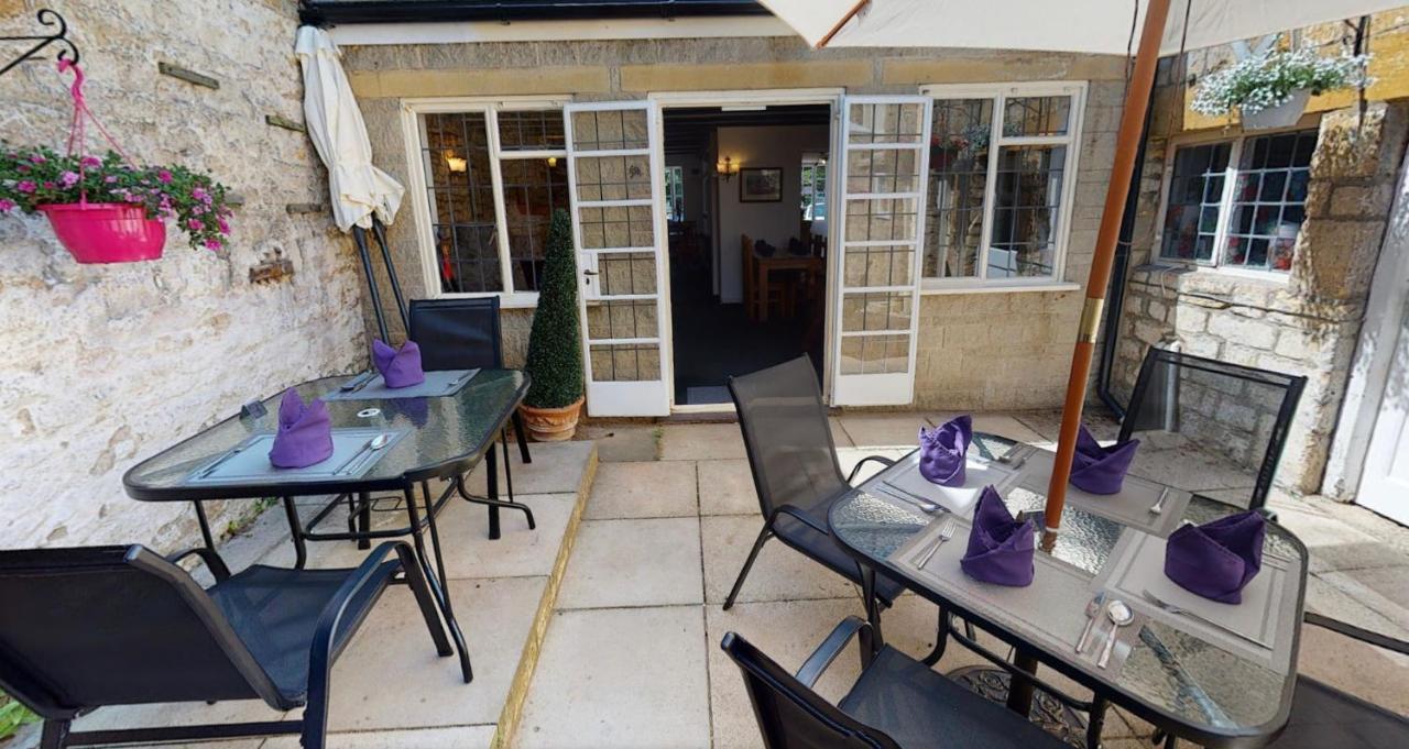 Siam Cottage Guesthouse Over 300 Years Old With Thai Restaurant Moreton-in-Marsh Exterior foto